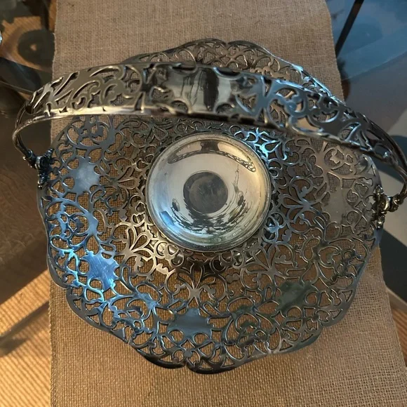 VTG Bride’s Basket by Apollo Silver Co. - Picture 11 of 16